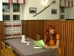 Die Bitch bläst dem Mann den Prügel